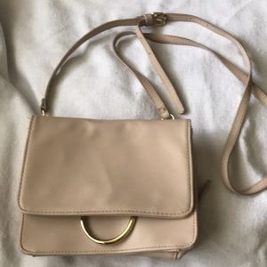 Crossbody purse
